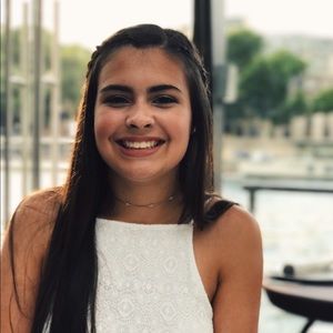 Meet your Posher, Marisa